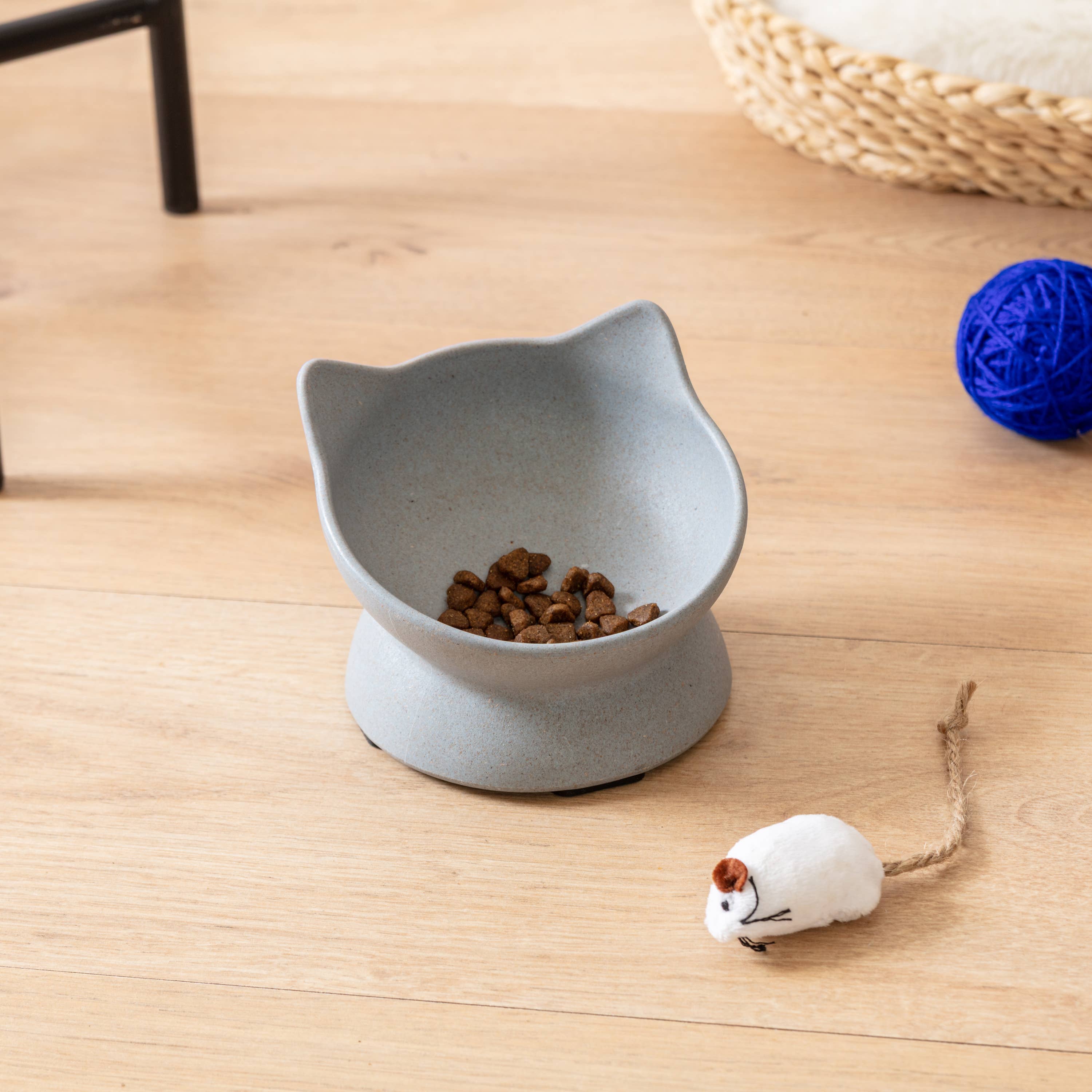 Archie Bamboo Neigung Katzen Napf